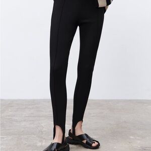 Zara High Waist Stirrip Black Leggins. Very good condition. XS size.